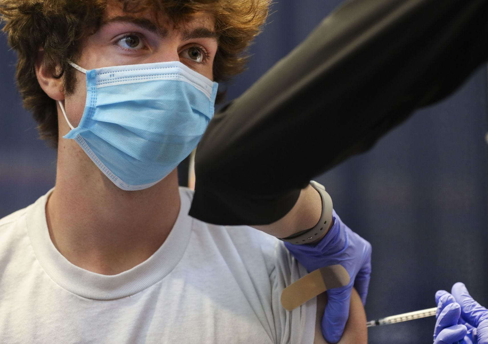 Clayton HS students ages 16 and up get fully vaccinated
